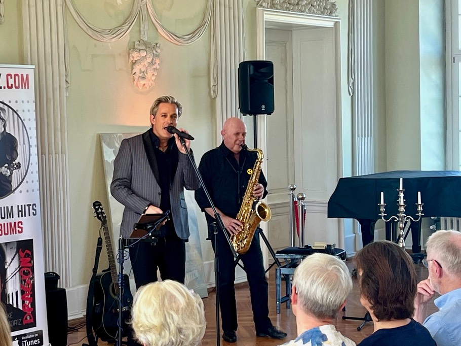 Ike Moriz skulls and stars tour 2025duo germany june july live music rock pop swing jazz vietgest schloss herrenhaus lalendorf