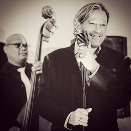 Top Wedding Singer Ike Moriz band live at Vineyard Hotel Cape Town 2015