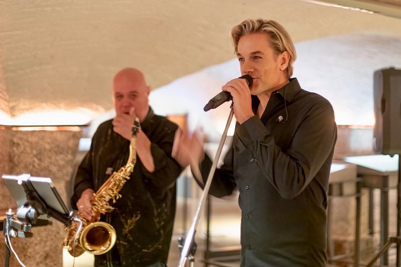 Ike Moriz Hamburg St Michaelis Hauptkirche Michel Konzert 2022 Kurt Buschmann plan international charity
